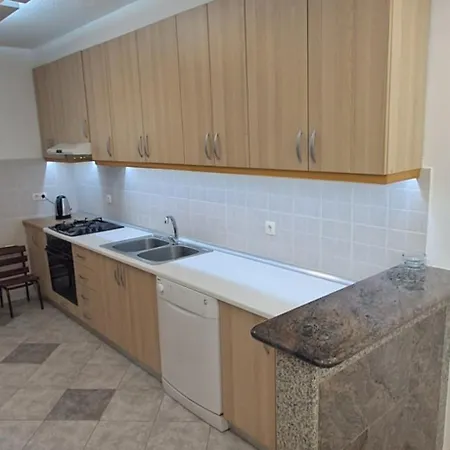 Modern Downtown With Free Parking Daire